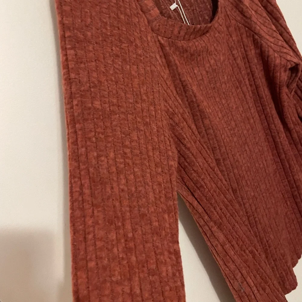 SimpleFun Rust Textured Top - Picture 2 of 4